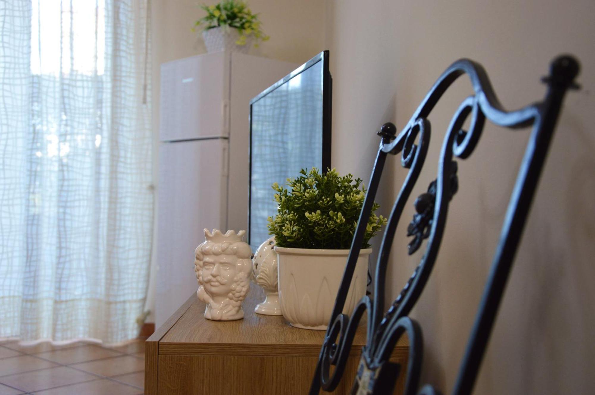 Ferienwohnung Rita Little House Mascali Exterior foto